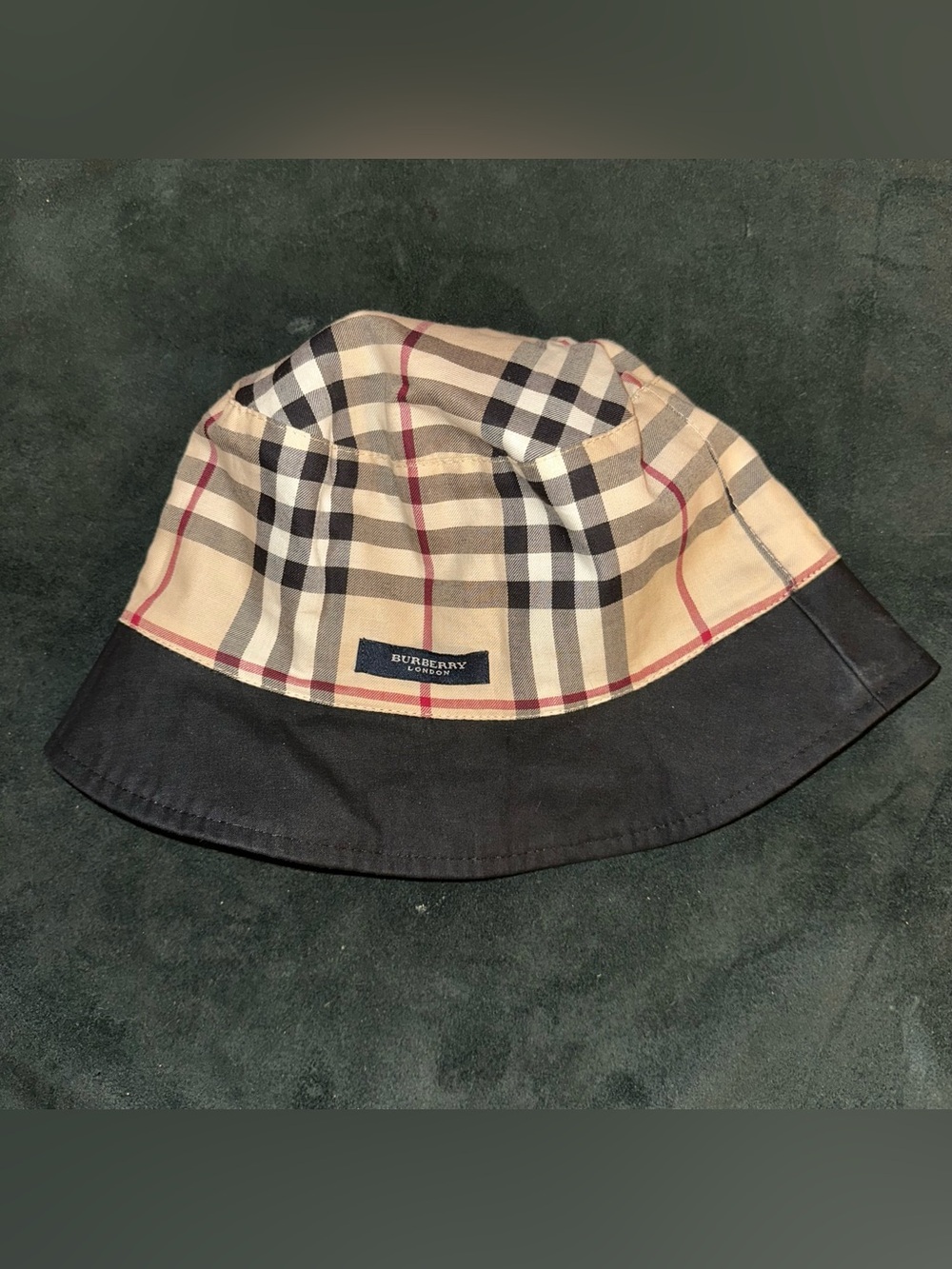 Burberry Vintage Classic Bucket Hat